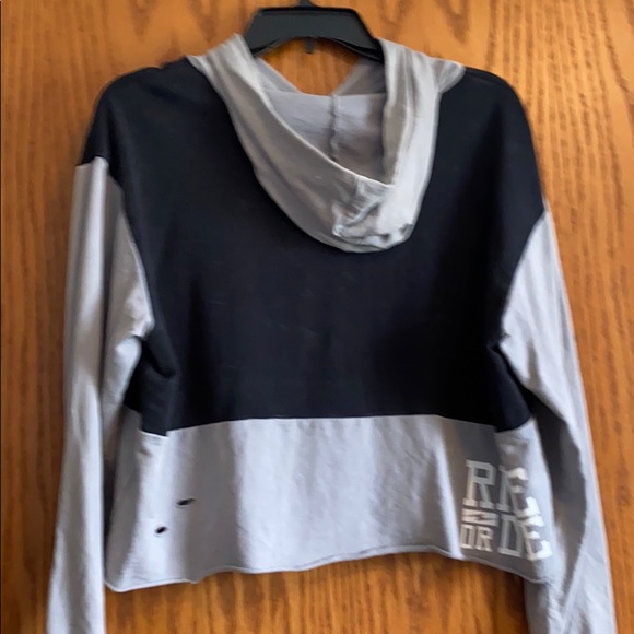 Fast & Furious Cut Cropped Hoodie - Picture 5 of 6